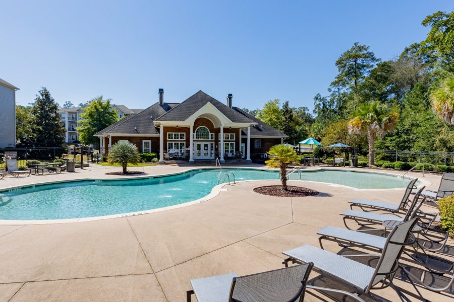 Heron Lake Apartments