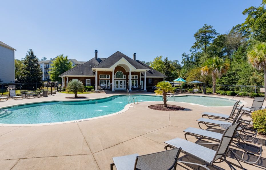 Heron Lake Apartments